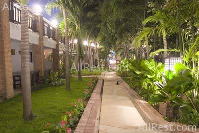 Woodlands Resort 19